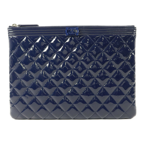 CHANEL 漆皮皮革Pouch銀扣小袋