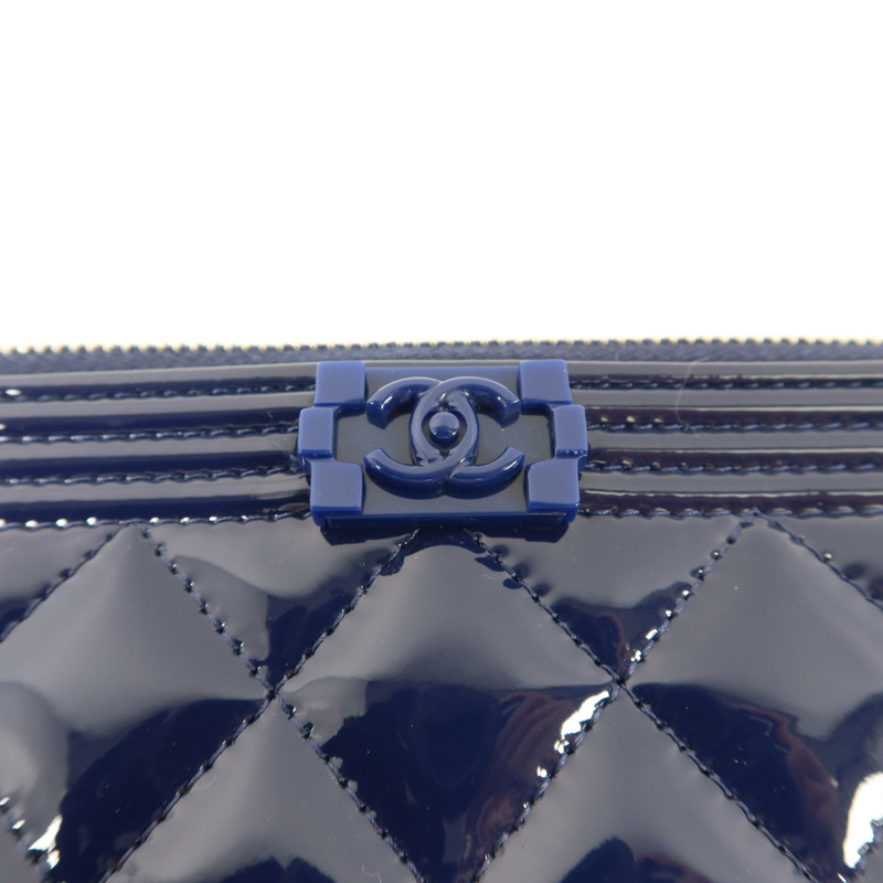 CHANEL 漆皮皮革Pouch銀扣小袋-8