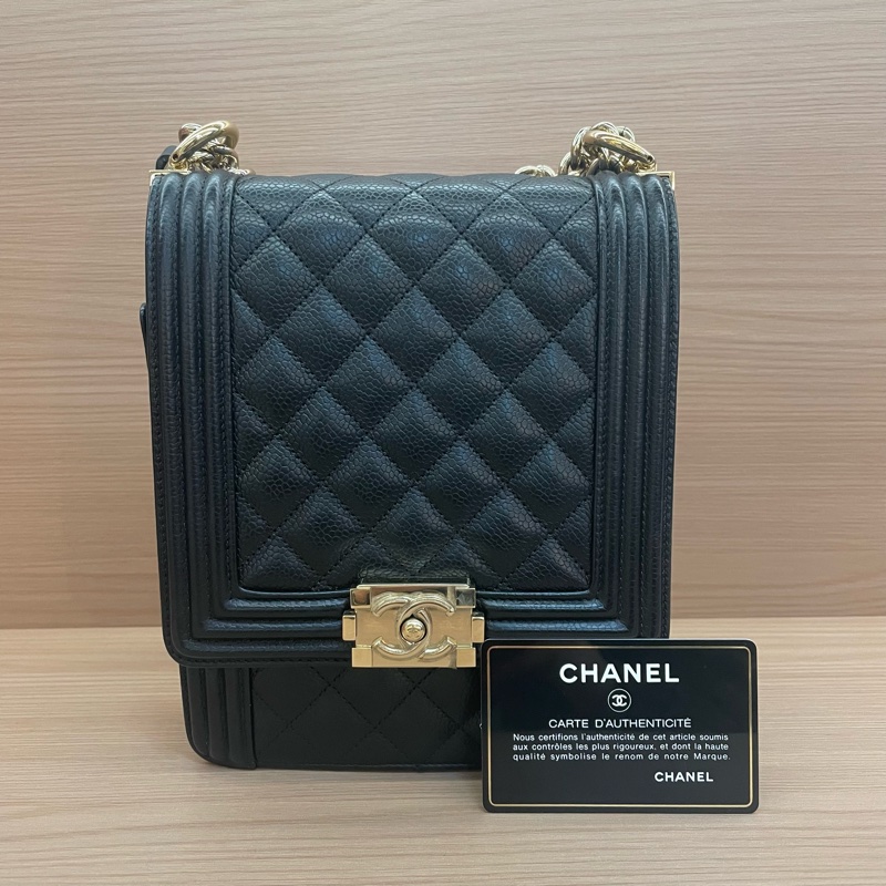 CHANEL/香奈儿 leboy黑金 小號 2019年,28開 鱼子酱牛皮竖款链条单肩斜挎包 有塵袋 有卡 無盒子 尺寸底長16*高20*-0