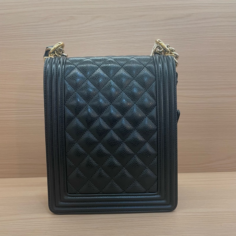 NO:D37 CHANEL/香奈儿 leboy黑金 小號 2019年，28開 鱼子酱牛皮竖款链条单肩斜挎包  有塵袋 有卡 無盒子 尺寸底長16*高20*-1