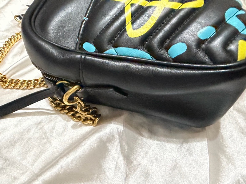 GUCCI 小牛皮相機包-19