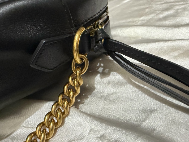 GUCCI 小牛皮相機包-46