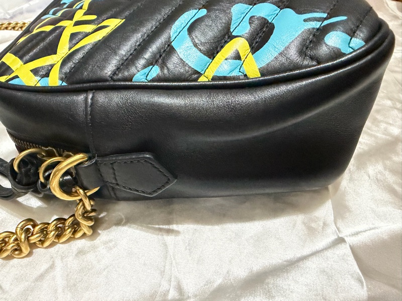 GUCCI 小牛皮相機包-54