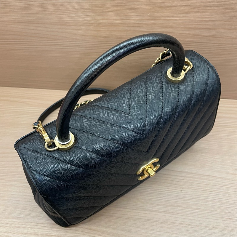 NO:D33 Chanel香奈儿 黑金斜纹荔枝皮 大號 2018年,26開 有塵袋 有卡 無盒子 尺寸底長30*高17*-4