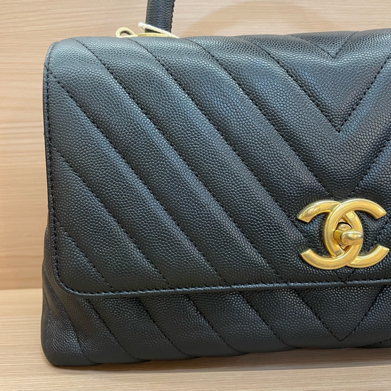 NO:D33 Chanel香奈儿 黑金斜纹荔枝皮 大號 2018年,26開 有塵袋 有卡 無盒子 尺寸底長30*高17*-8