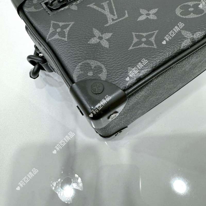 莉亞精品♡ LV m44735 黑老花mini truck盒子包 二手美包-9