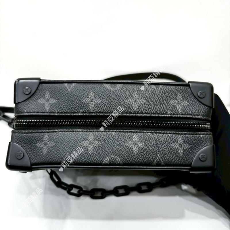 莉亞精品♡ LV m44735 黑老花mini truck盒子包 二手美包-11
