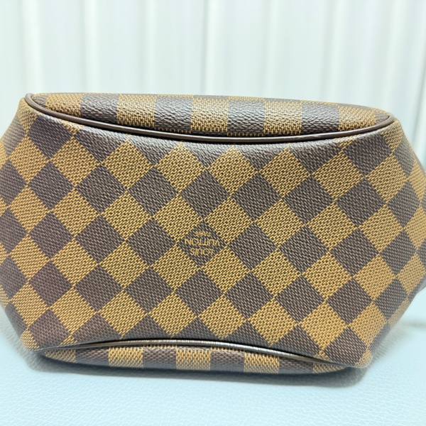 LV 棋盤格 小包-8