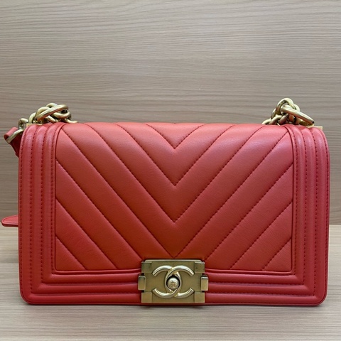 NO:C92 Chanel香奈儿 红金牛皮中號2018年，24開，Leboy V紋鏈條包金扣 有塵袋 無卡 無盒子 尺寸底長25*高15*