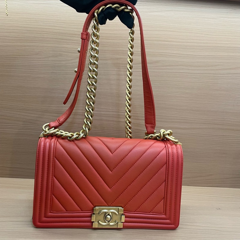 NO:C92 Chanel香奈儿 红金牛皮中號2018年,24開,Leboy V紋鏈條包金扣 有塵袋 無卡 無盒子 尺寸底長25*高15*-10
