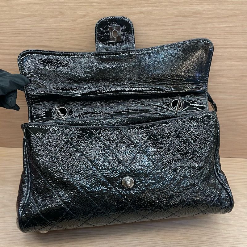 NO:D7 Chanel黑银油蜡皮蛙口cf單肩包2006年10開 有塵袋 無卡無盒子 尺寸底30*高20*寬12*-11