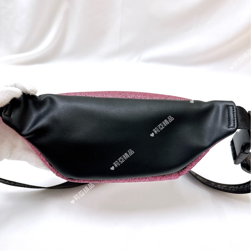 莉亞精品♡ 眨眼亮片粉腰包 二手-5