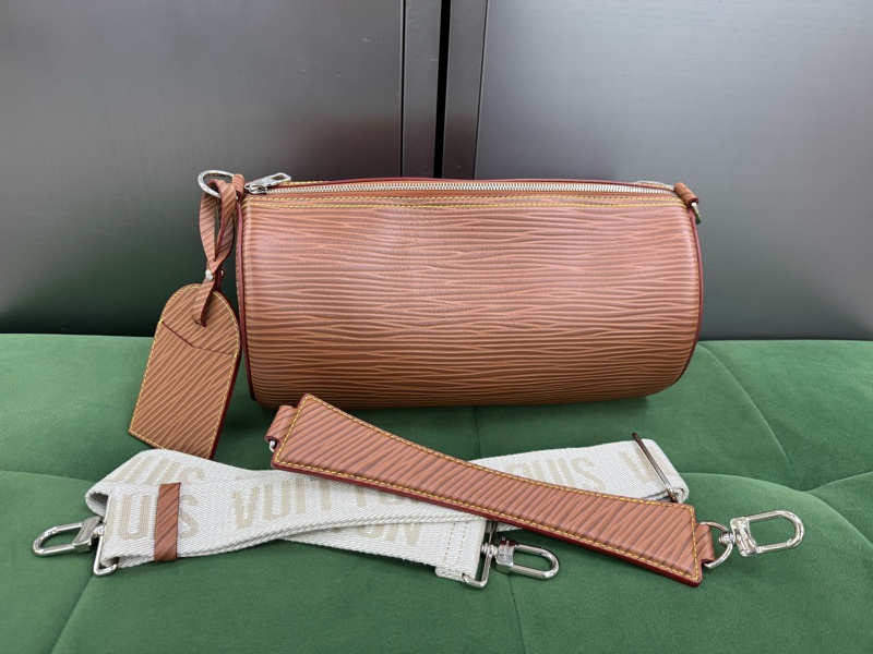 LOUIS VUITTON Polochon 单肩斜挎手提包 男款-1