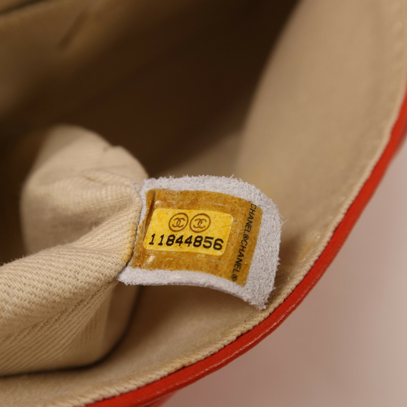 CHANEL 羊皮皮革Shoulder Bag銀扣鏈帶肩背袋-6