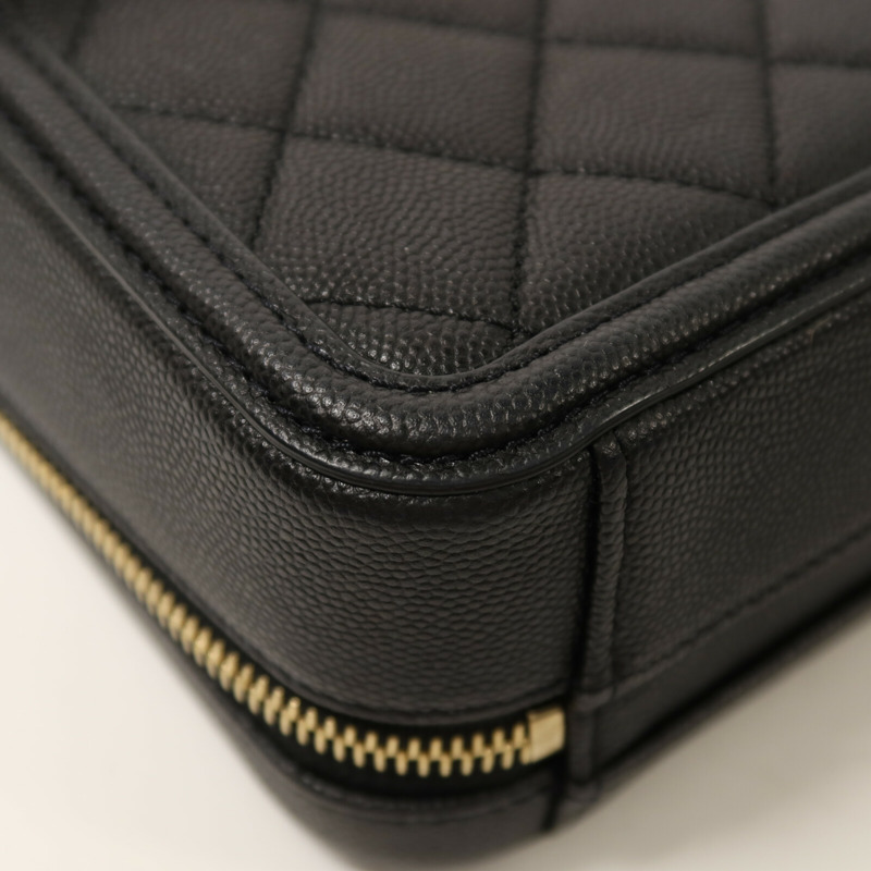 CHANEL 牛皮皮革Vanity Case Small金扣鏈帶手挽肩背兩用袋-14