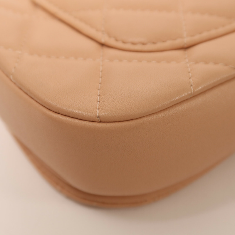 CHANEL 牛皮皮革Chain Shoulder金扣鏈帶肩背袋-13