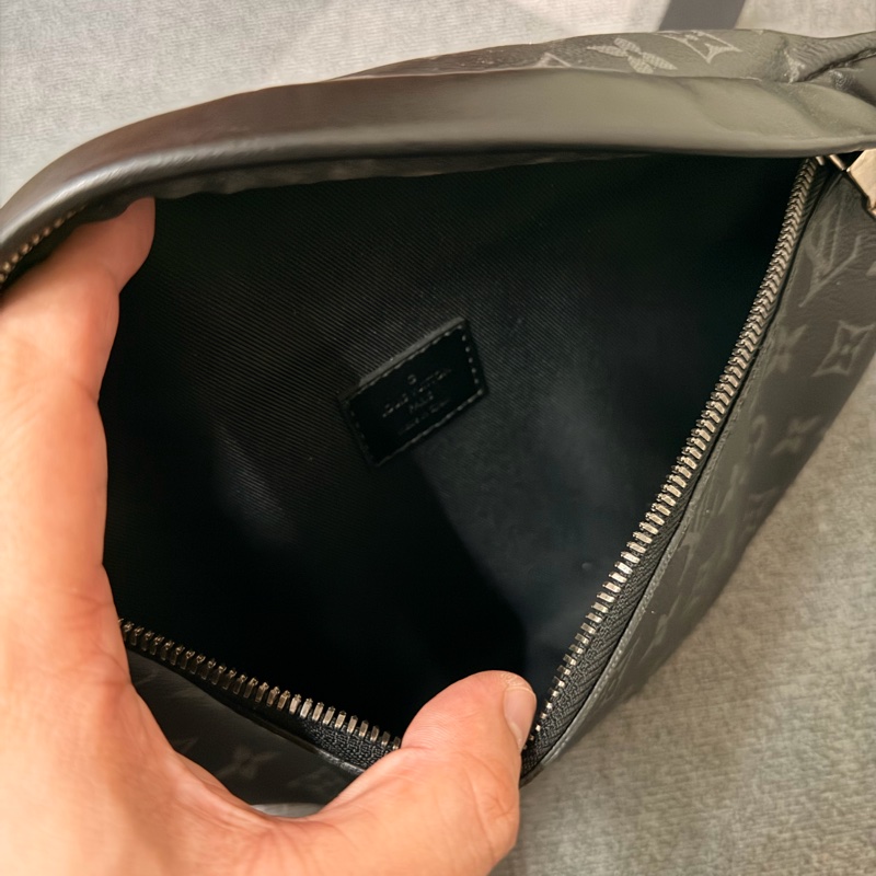 Lv新款黑花腰包（M46035 ) 芯片款-8
