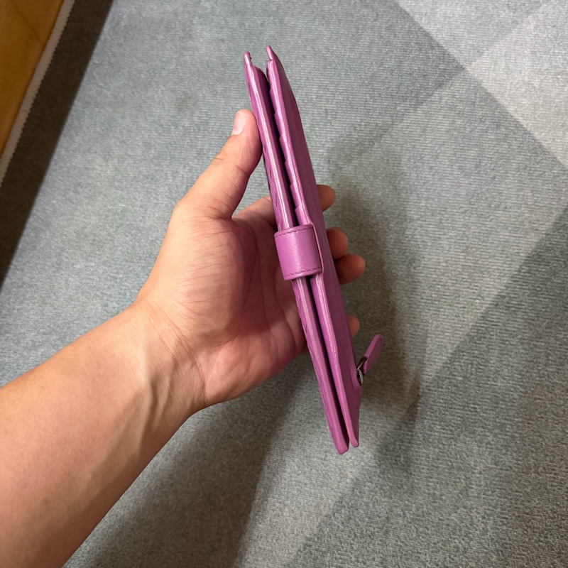 BOTTEGA VENETA 純手工羊皮編織扣式零錢中長夾.桃紅-3