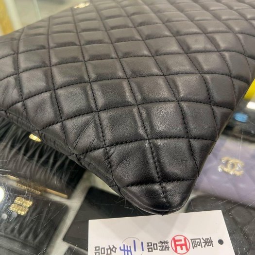 東區正精品㊣CHANEL 香奈兒黑色羊皮全皮金釦菱格紋一字拉鍊萬用包內袋手拿包大款 RZ6355-8