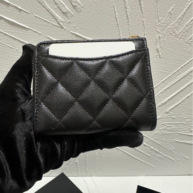 全新 CHANEL 經典款L拉鏈短夾-3