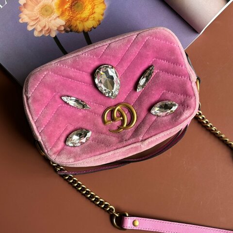 ::GUCCI 真品＊448065 粉色天鵝絨鑽飾相機包 斜背包