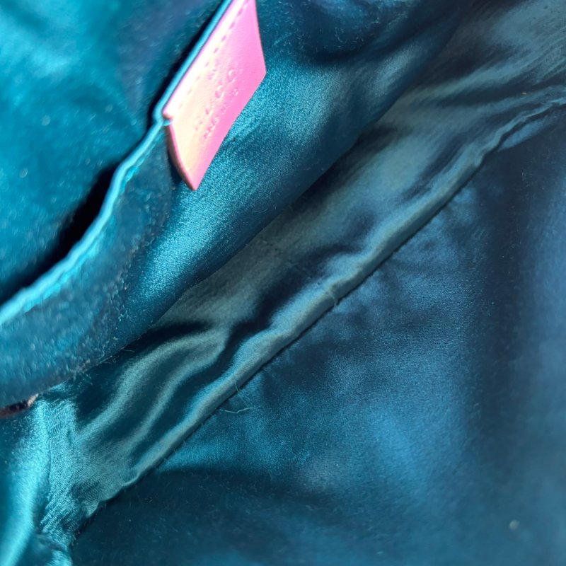 ::GUCCI 真品＊448065 粉色天鵝絨鑽飾相機包 斜背包-16