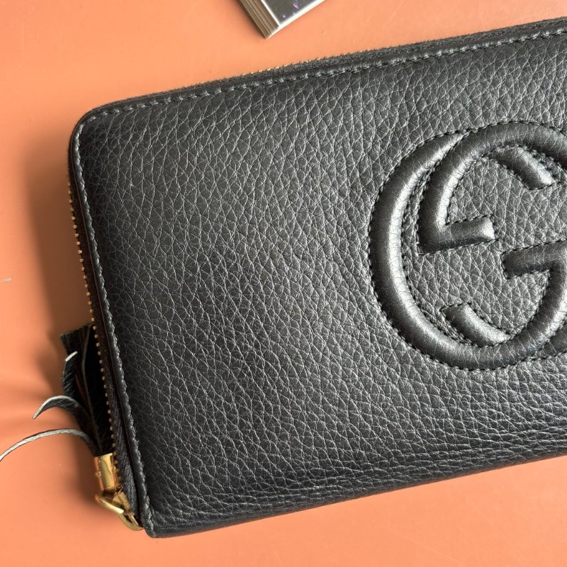 ::GUCCI:: 291102 Soho黑色皮革雙G壓紋流蘇拉鍊長夾-4