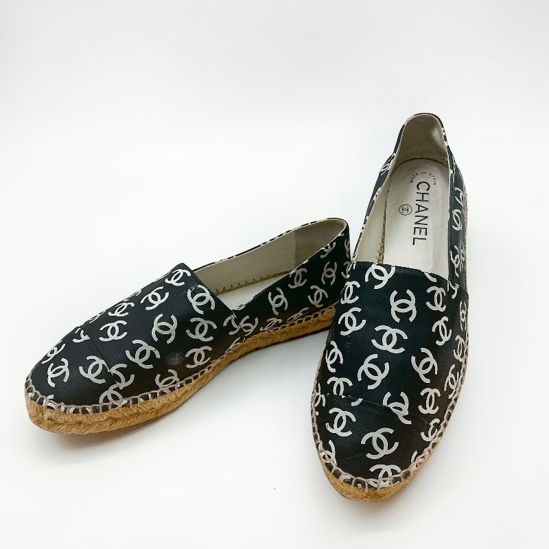 莉亞精品♡CHANEL 滿印logo皮面漁夫鞋 尺碼39 二手美品-0