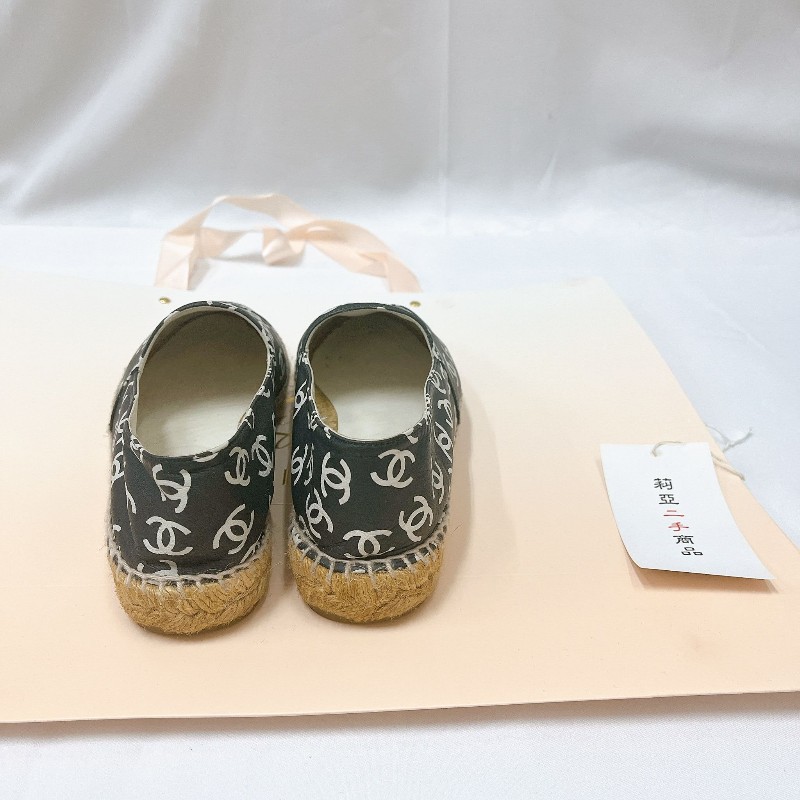 莉亞精品♡CHANEL 滿印logo皮面漁夫鞋 尺碼39 二手美品-2