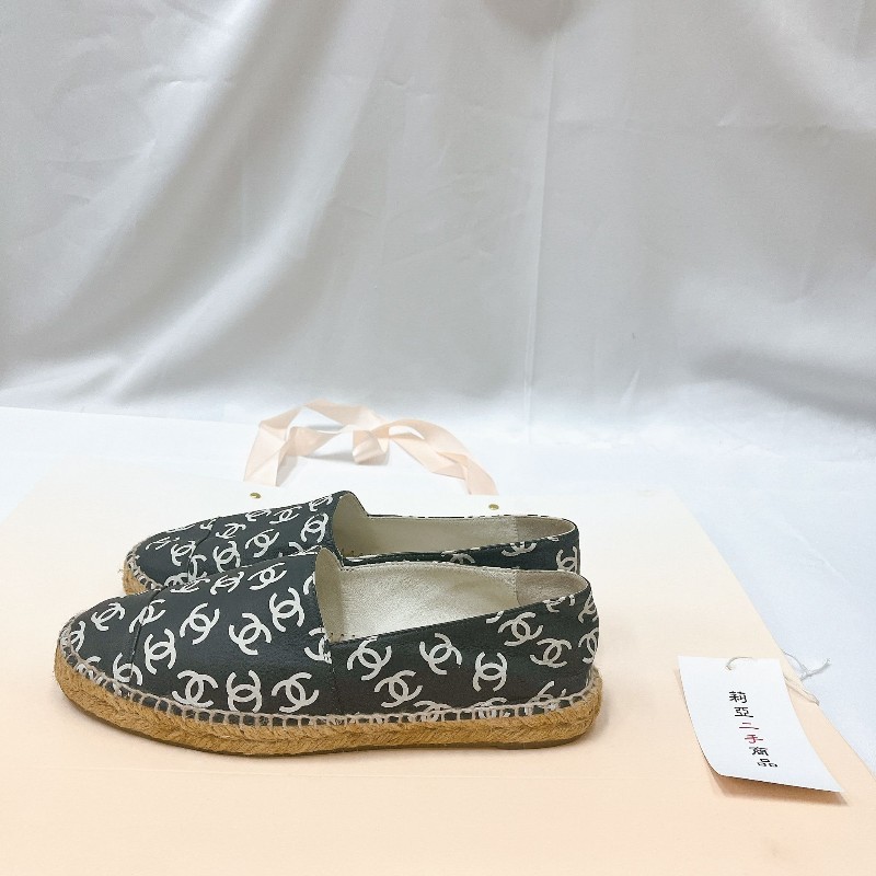 莉亞精品♡CHANEL 滿印logo皮面漁夫鞋 尺碼39 二手美品-5