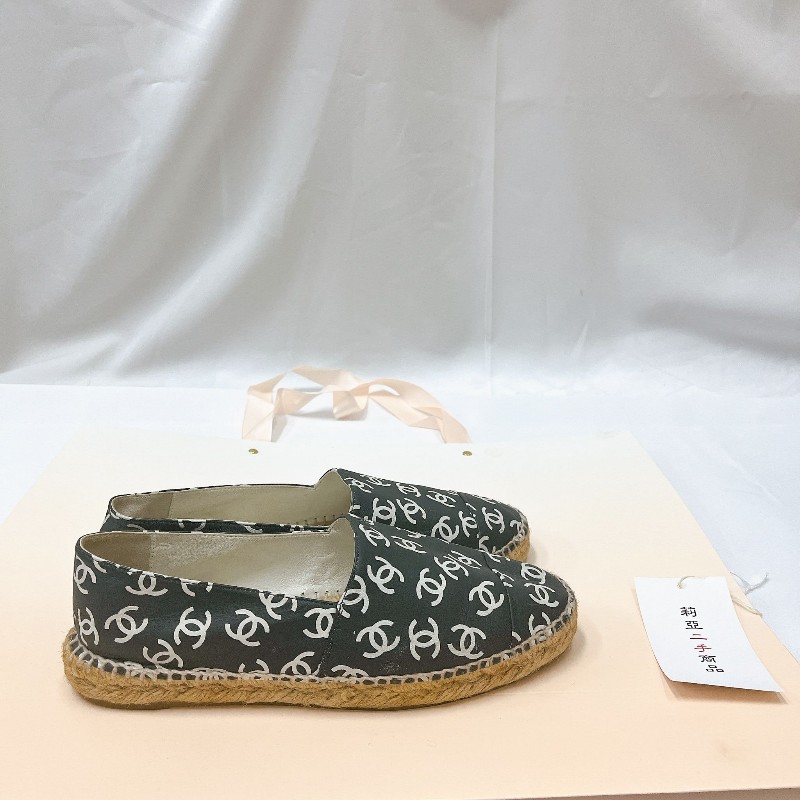 莉亞精品♡CHANEL 滿印logo皮面漁夫鞋 尺碼39 二手美品-6