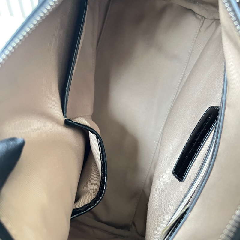 Burberry巴寶莉 經典防水格紋波士頓手提包 底長30-6