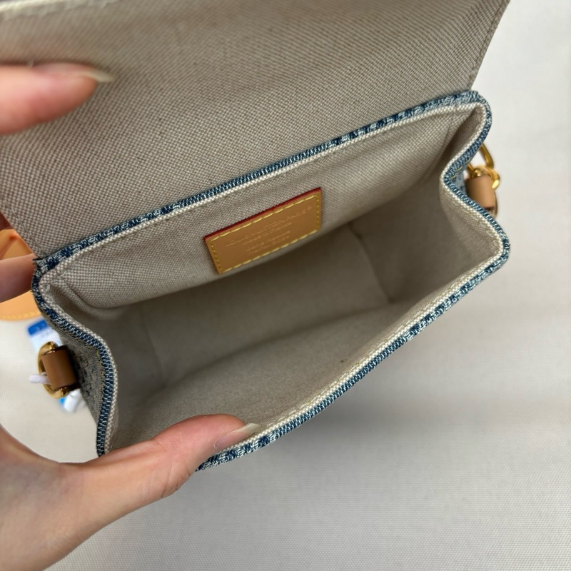 Lv steamer nano丹寧棋盤格單肩包-5