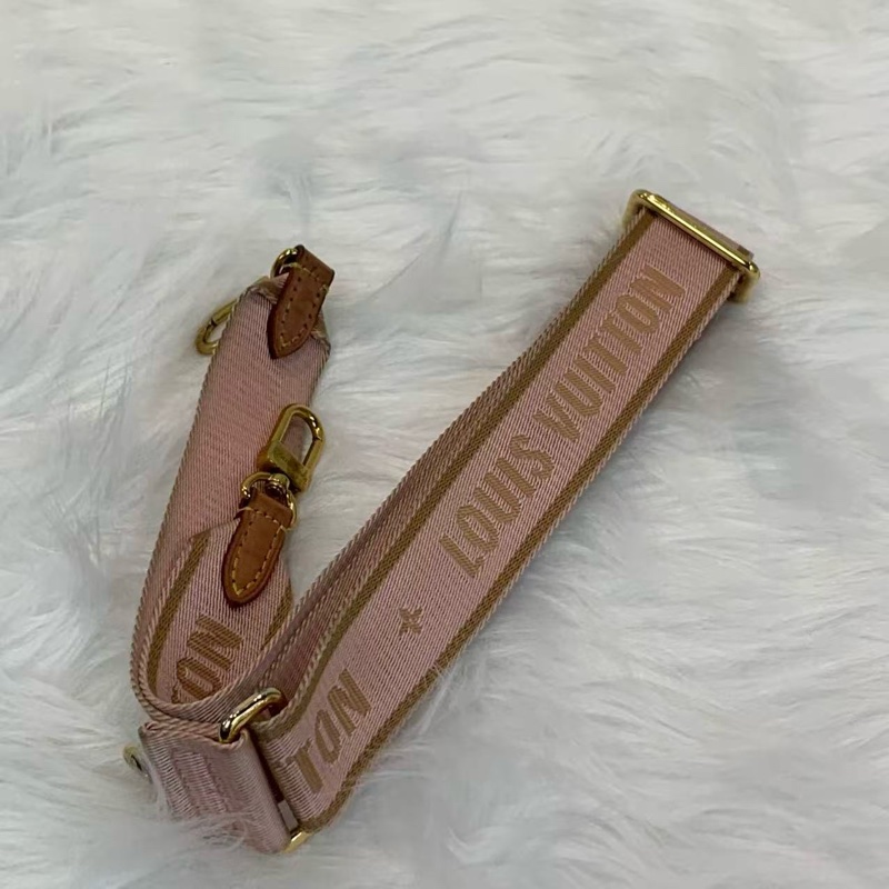 LV路易威登 五合一粉肩帶斜挎包-8