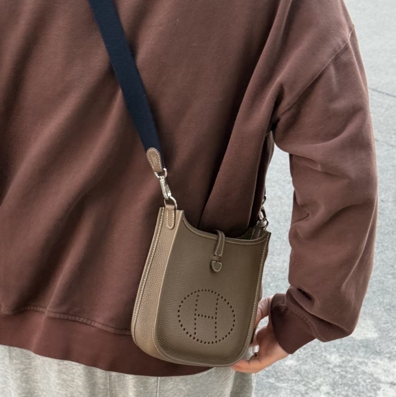 莉亞精品♡ Hermes Evelyne 16 大象灰 Z刻 二手-1