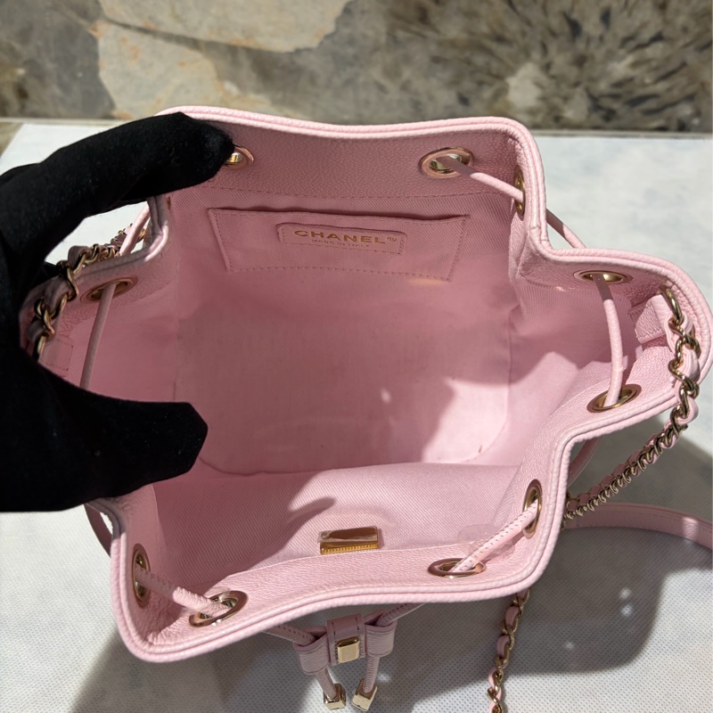 Chanel粉色牛皮水桶斜背包-4