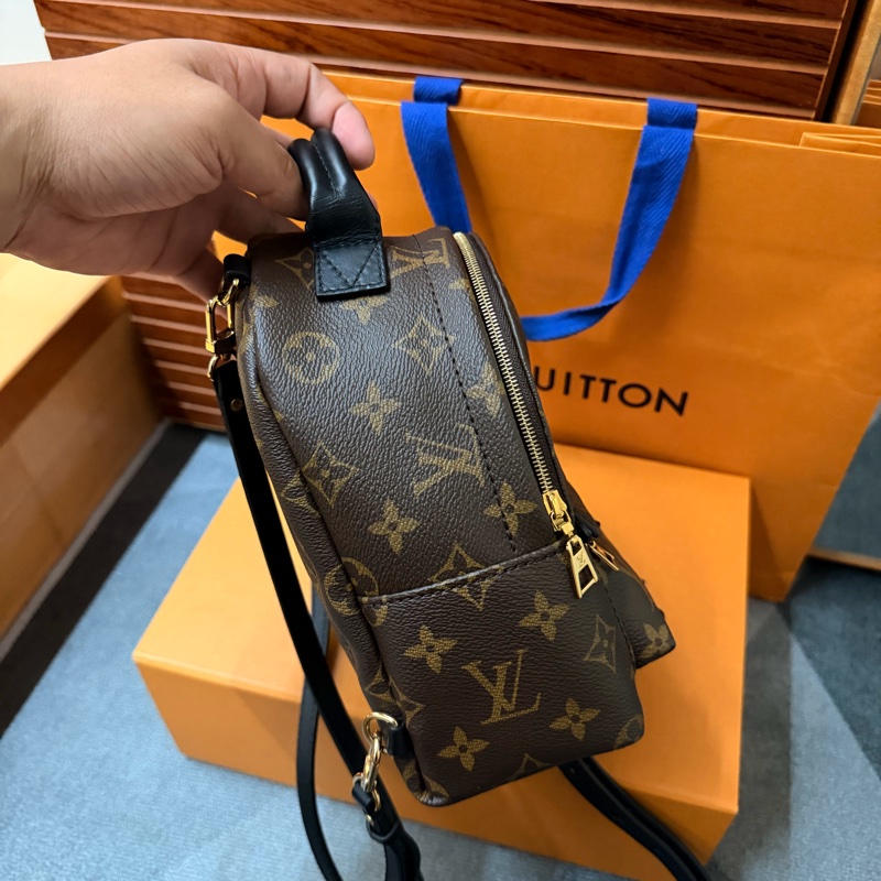 Lv 新款Mini後背包(M44873)-2