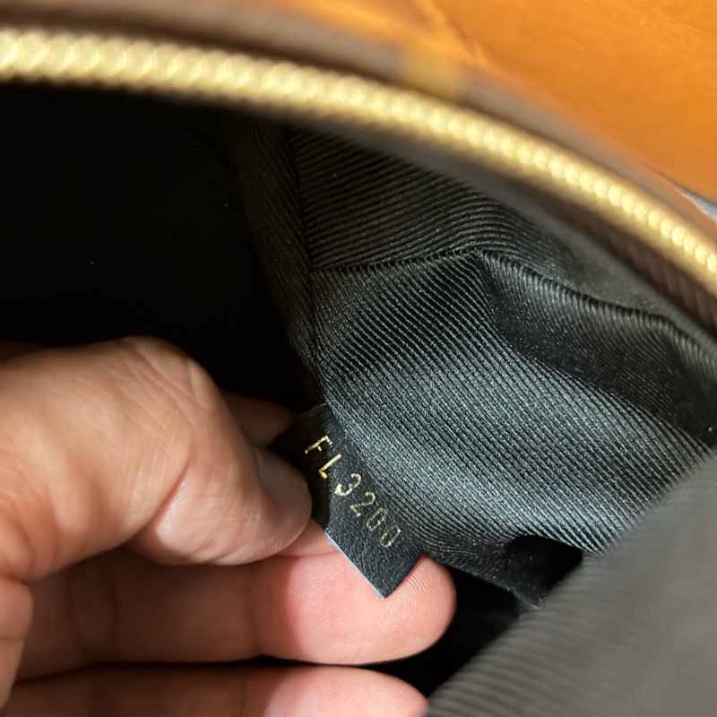 Lv 新款Mini後背包(M44873)-11