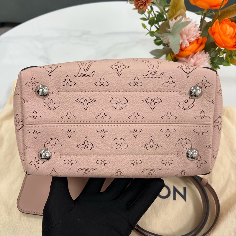 LV/路易威登 Hina月光女神粉色鏤空包-4