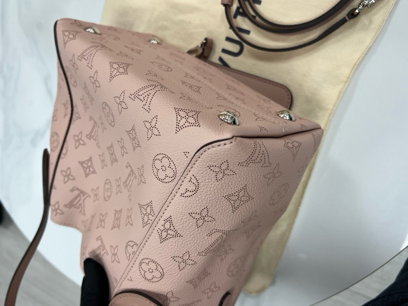 LV/路易威登 Hina月光女神粉色鏤空包-7