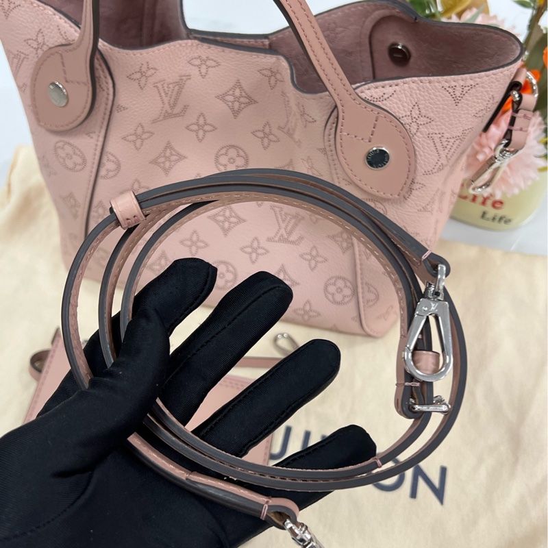 LV/路易威登 Hina月光女神粉色鏤空包-8