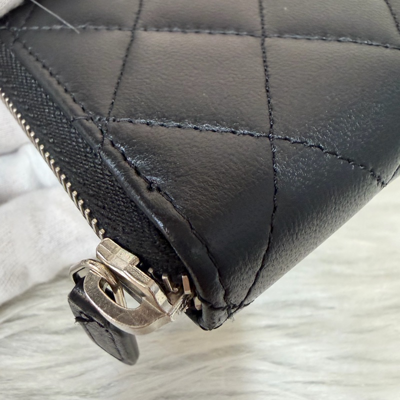 CHANEL A50097 黑羊皮菱格紋銀釦 零錢 發財 長夾 皮夾-7