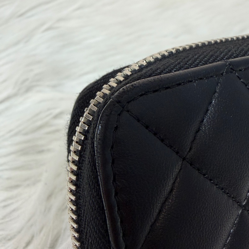 CHANEL A50097 黑羊皮菱格紋銀釦 零錢 發財 長夾 皮夾-15