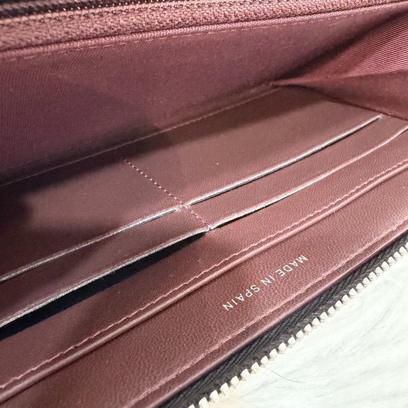 CHANEL A50097 黑羊皮菱格紋銀釦 零錢 發財 長夾 皮夾-35