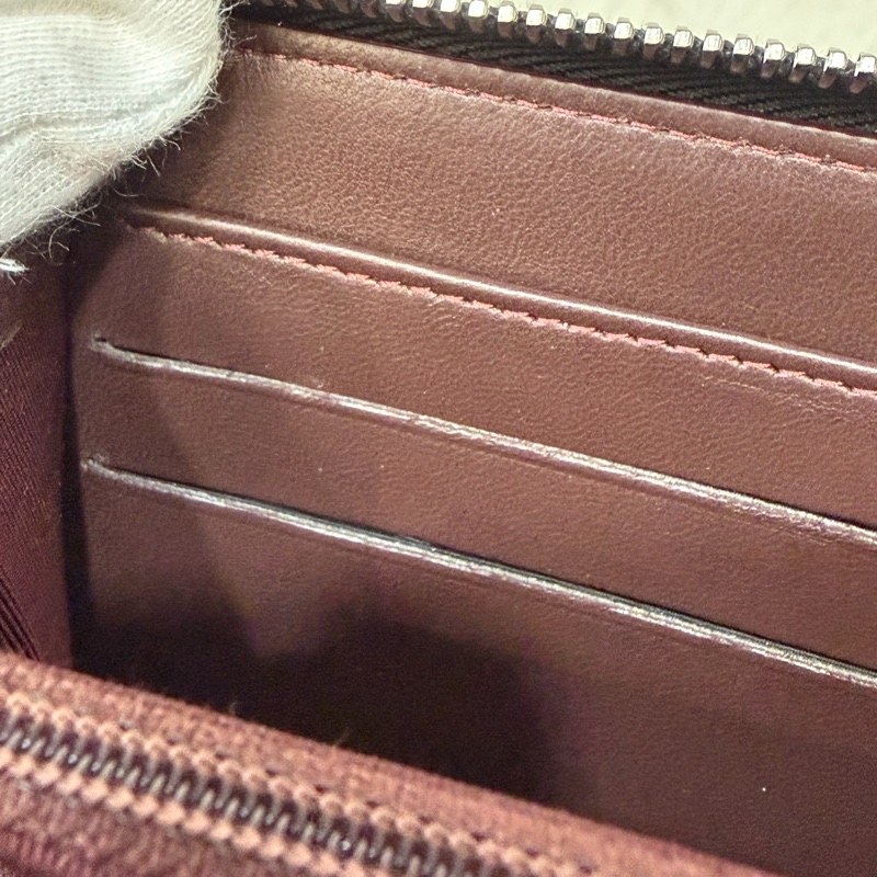 CHANEL A50097 黑羊皮菱格紋銀釦 零錢 發財 長夾 皮夾-40