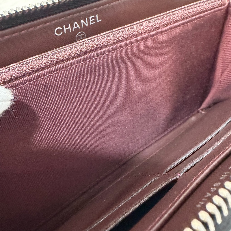 CHANEL A50097 黑羊皮菱格紋銀釦 零錢 發財 長夾 皮夾-43