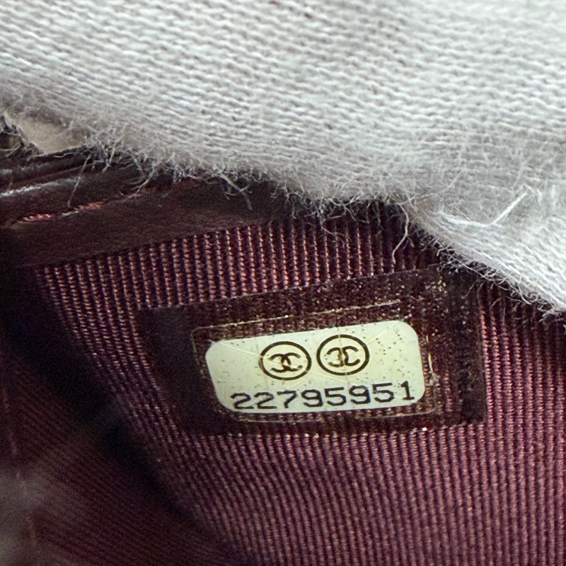 CHANEL A50097 黑羊皮菱格紋銀釦 零錢 發財 長夾 皮夾-53