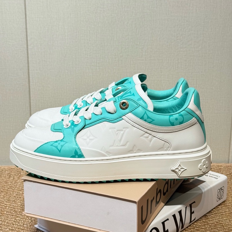 LV 路易威登 Time Out 薄荷綠女款 老花壓紋運動板鞋-4