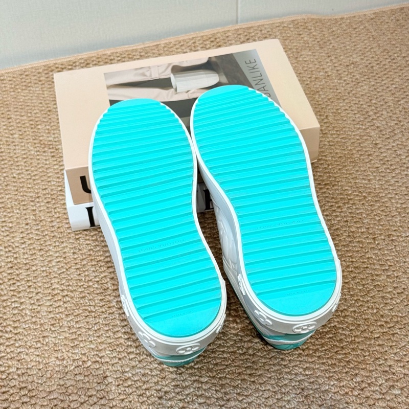 LV 路易威登 Time Out 薄荷綠女款 老花壓紋運動板鞋-8