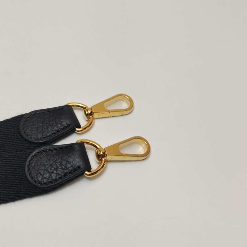 Hermes Evelyne 16鏤空肩背包Clemence(TC)牛皮金扣89黑色U刻-9